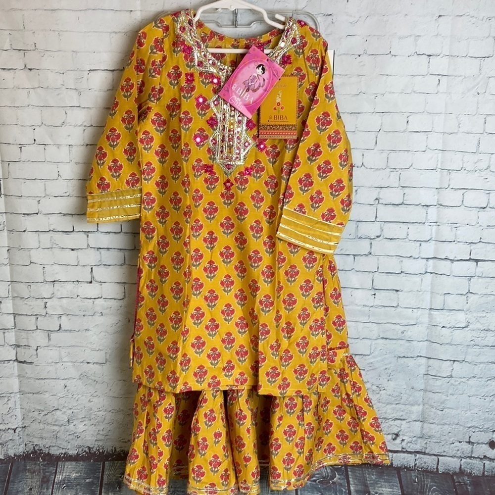 BIBA Girls Yellow Poly Viscose Straight Printed Kurta Sharara Set 8-9 Formal NWT
